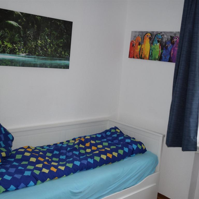 Kinderzimmer zweites Bett